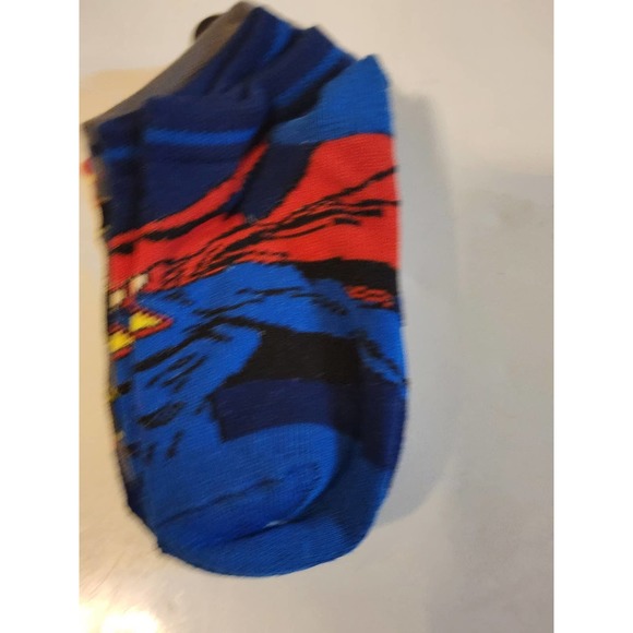 Justice League Kids 5 pack Ankle Socks. Size 7-10. NWT - Picture 3 of 4